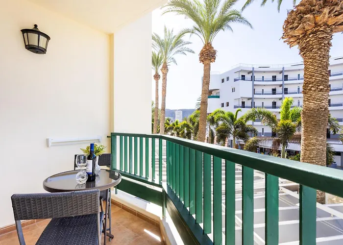 Home2book Cozy Coastal & Pool, Cristianos